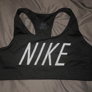Nike dri fit sports bra 🏃‍♀️